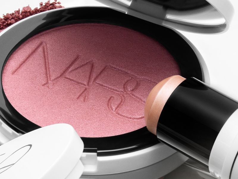 « The Light Reflecting Collection », l’éclat du teint selon Nars